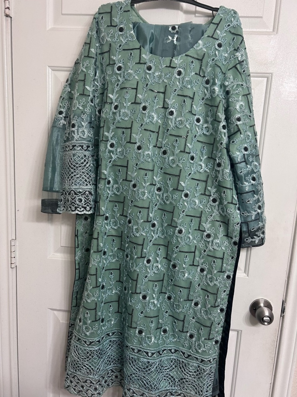 3 Piece Elegant Long Sleeve Lace Embroidered Maxi Dress - Sage Green
